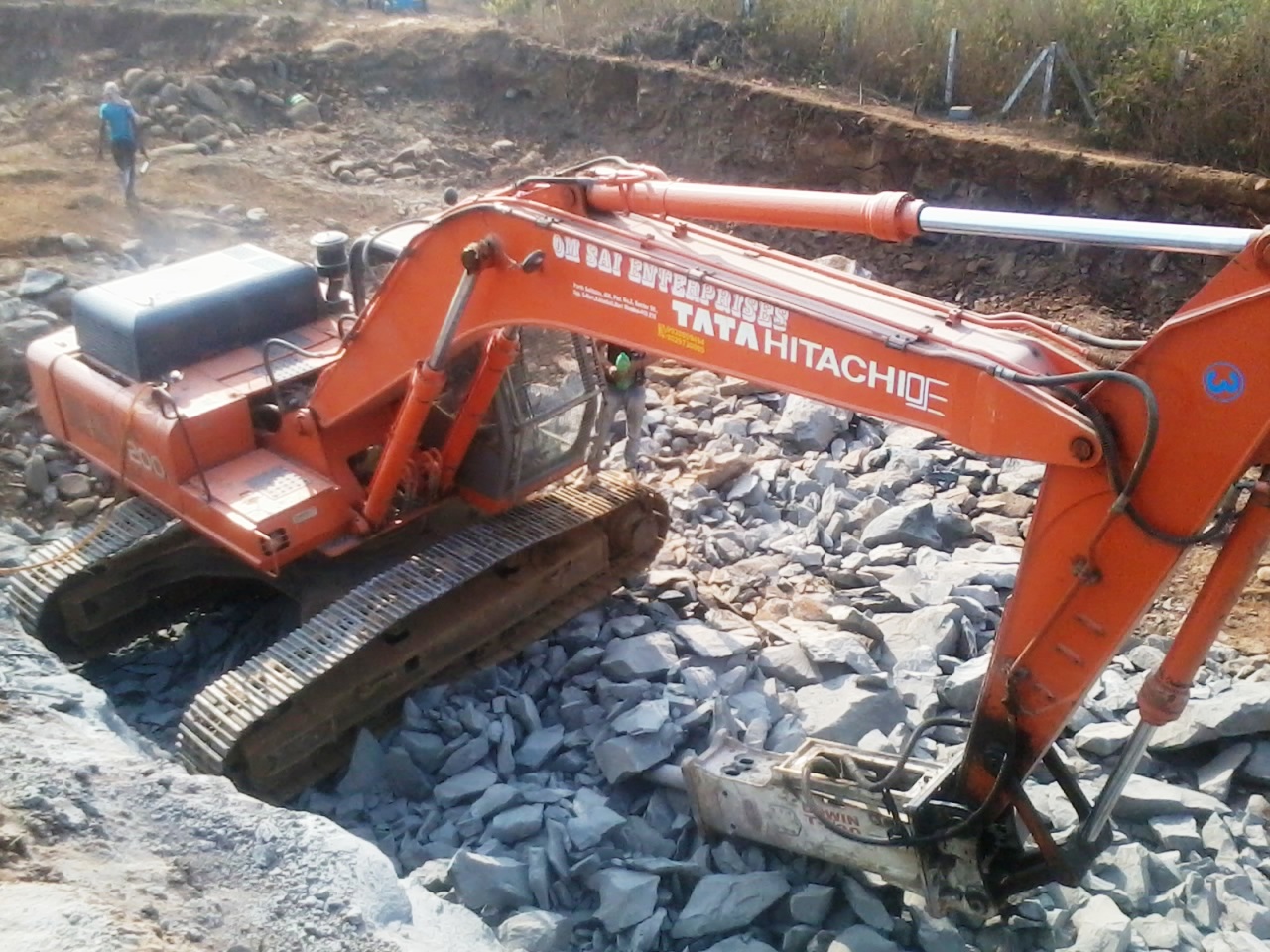 Earthwork of 2.75 Pipe at Khopoli photo 4